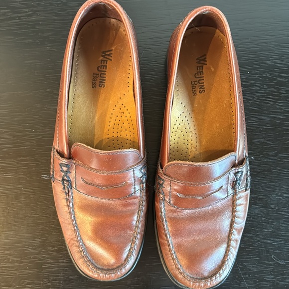 Women’s Bass Weejuns Katherine II 7.5 M (fit like an 8). - Picture 2 of 4